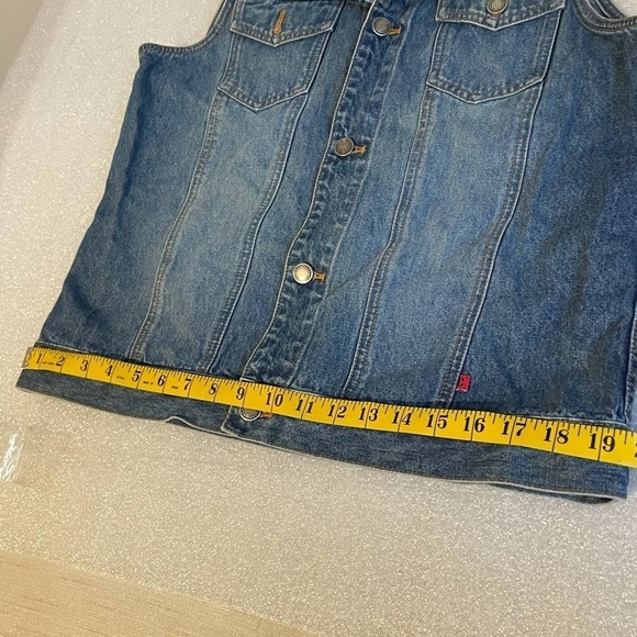Chicos Classic denim vest blue size Medium medium wash 100% cotton boho layer - Picture 9 of 10